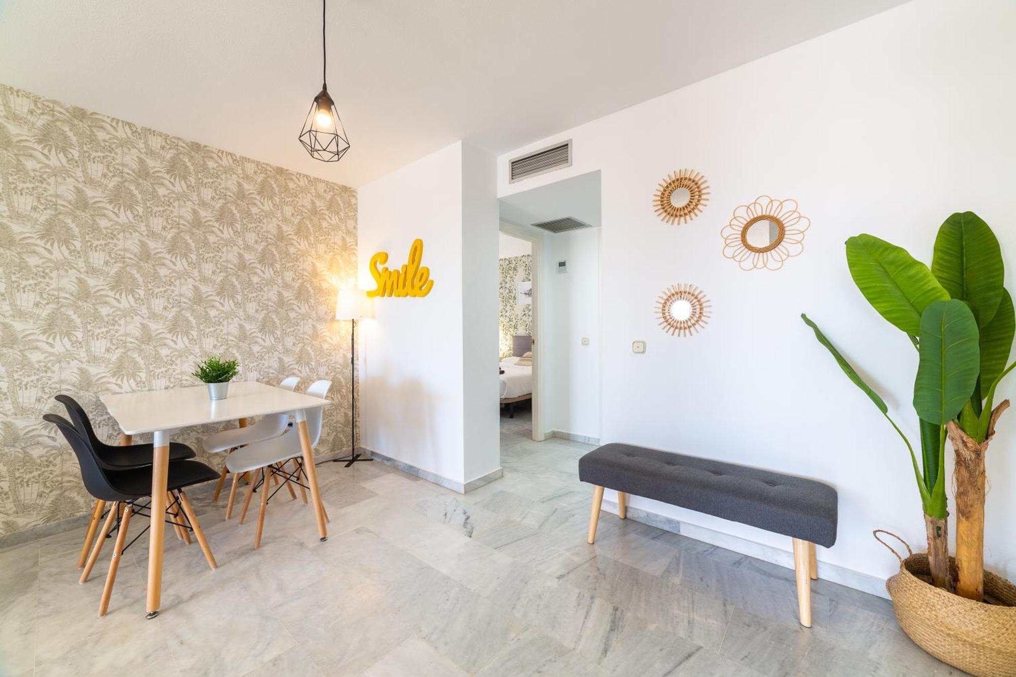 Trendyhomes Puerto - Vistas Al Mar, Parking Incluido, Playa A Un Paso Aguadulce  Ruang foto